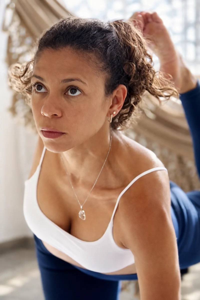 Carol Queiroga - Instrutora de Yoga