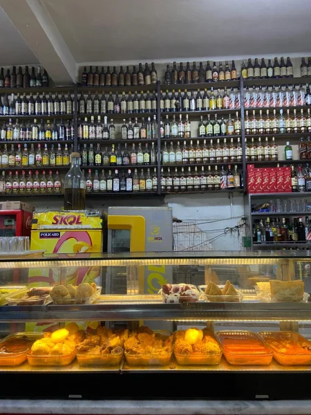 Bola Bar
