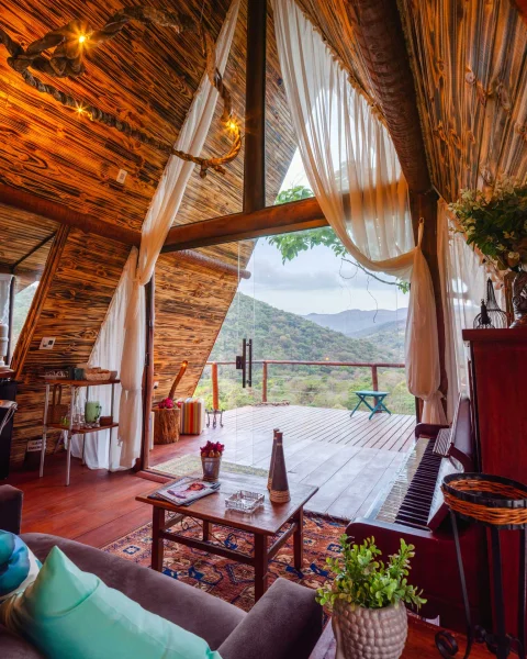 Cabana sobre a Mata